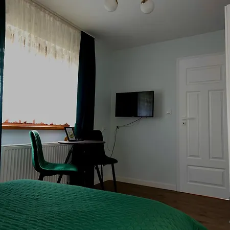 Lesny Ogrod アパート カルパッチ